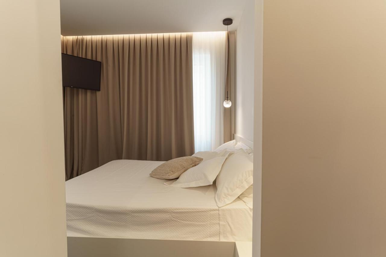 B&B Nel Blu Dipinto Di Blu Полиняно а Маре Екстериор снимка